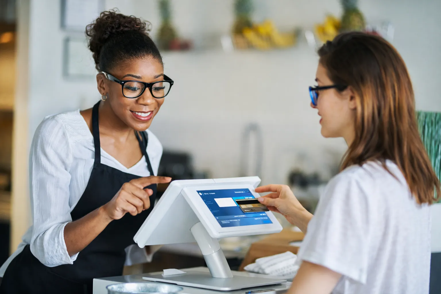 Retail till and payment devices